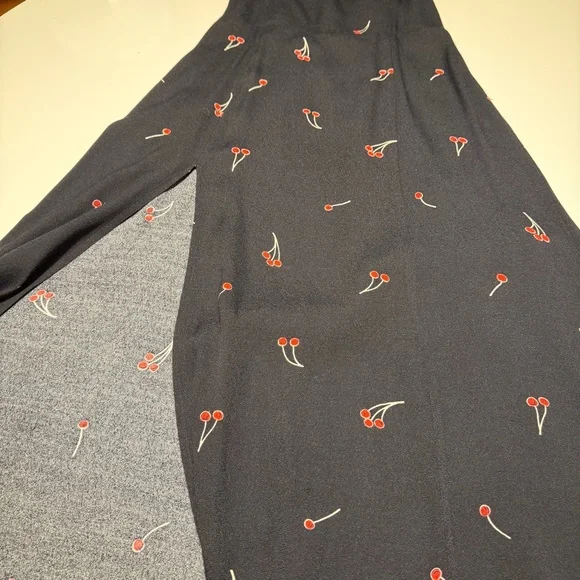 Reformation Arielle Cherry Dress - Picture 13 of 13